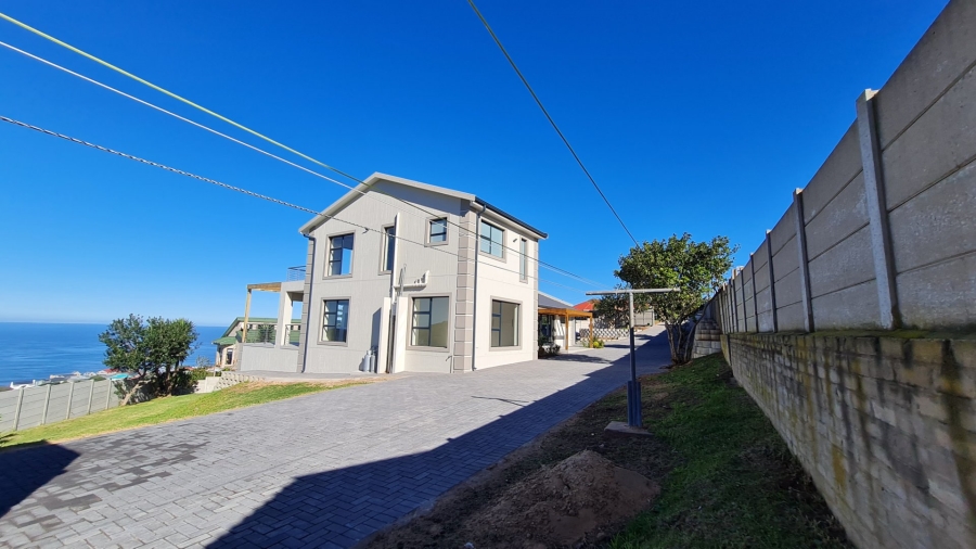 3 Bedroom Property for Sale in Dana Bay Western Cape